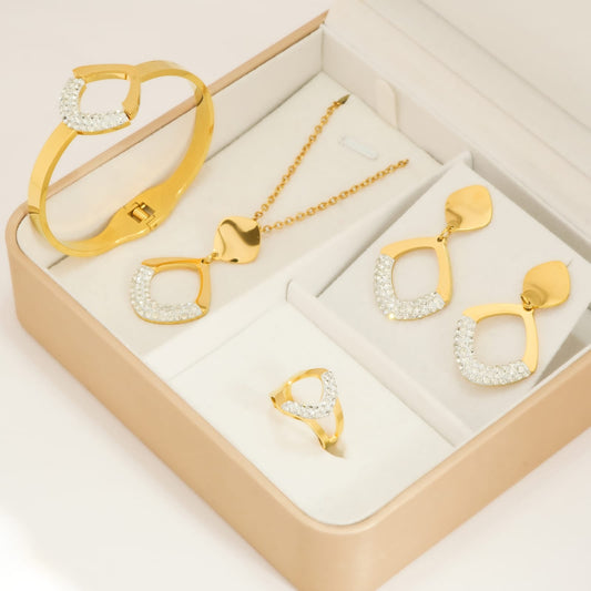 Festive Jewelry Gifting Guide – Celebrate Rakhi & More with Mahttab