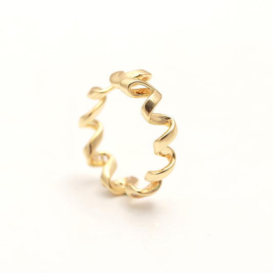 Wavy Gold-Tone Ring with Diamond-Look Accents | Modern Minimalist Adjustable Band for Everyday Elegance and Special Occasions