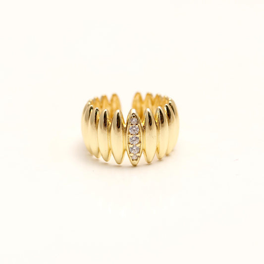Radiant Ridge Ring with Diamond-Accented Center | Bold Gold Statement Jewelry for Modern Elegance