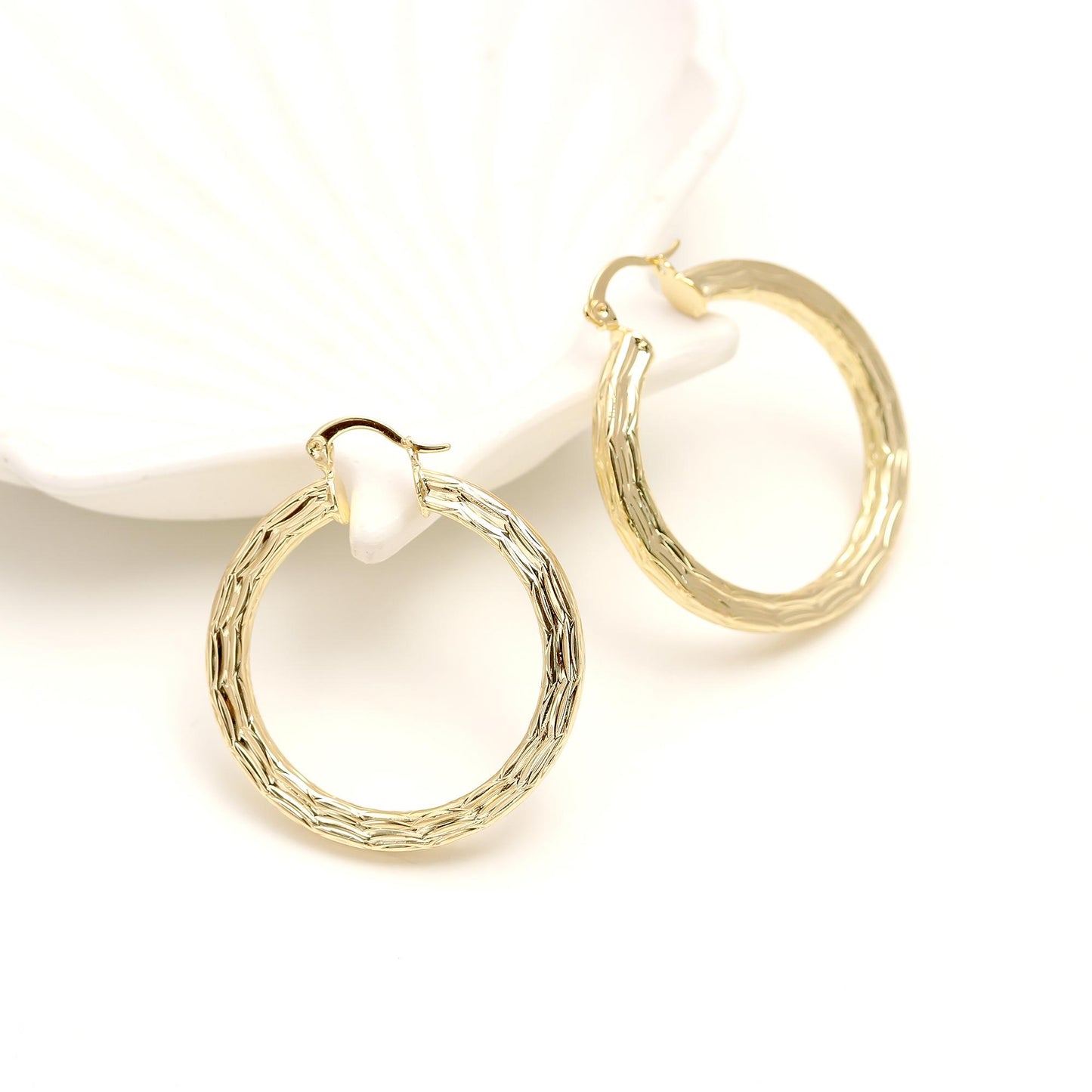 Gold-Plated Classic Round Hoop Earrings with Intricate Textured Detailing for Timeless Everyday and Festive Elegance