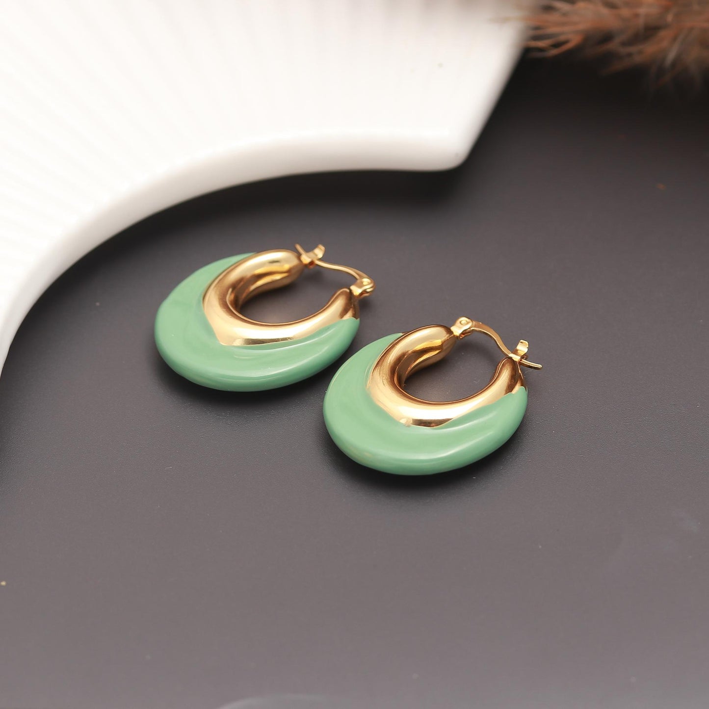 Elegant Green Enamel and Gold-Plated Hoop Earrings – Modern Classic Jewelry for Everyday and Festive Wear