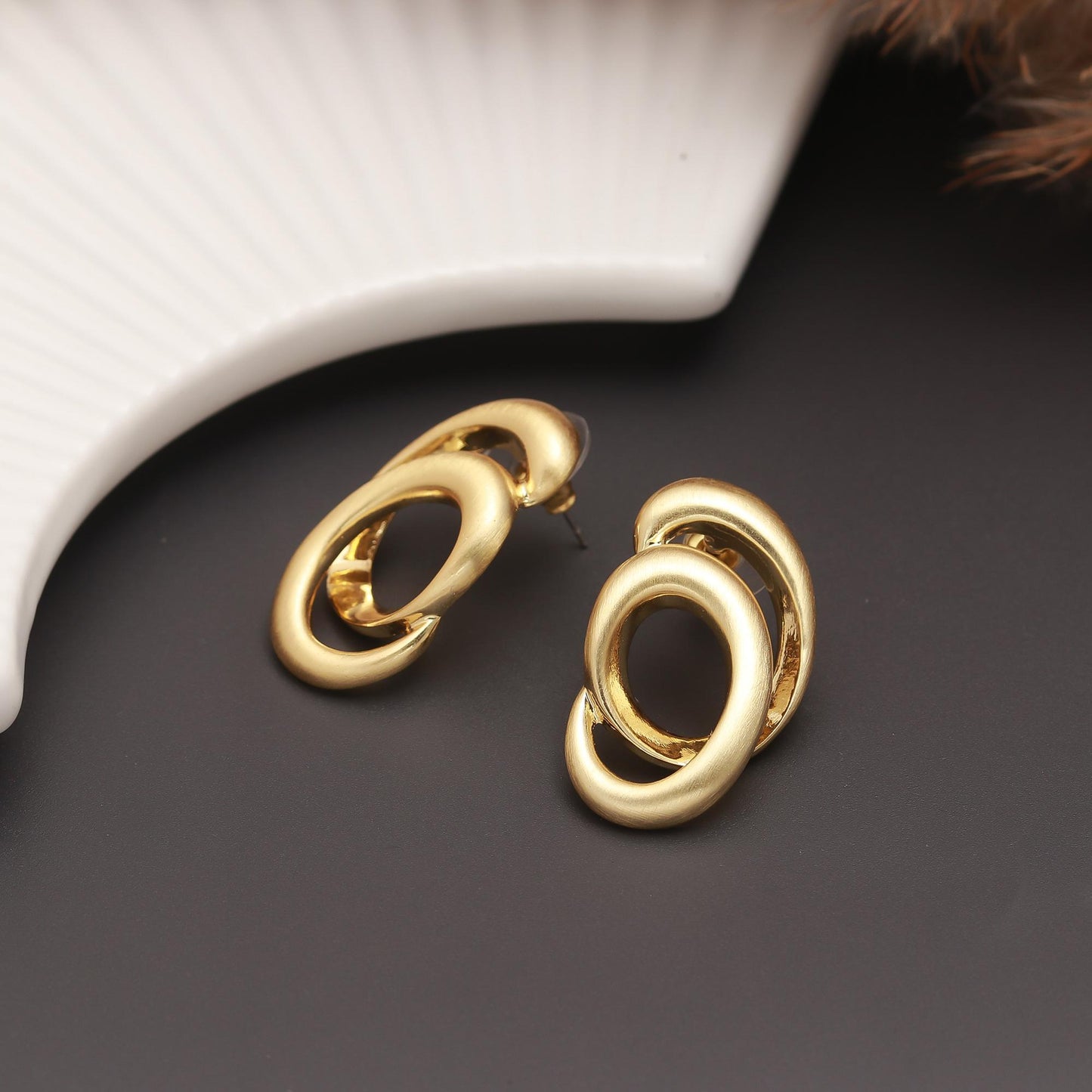 Gold-Plated Overlapping Oval Stud Earrings with Layered Minimalist Design and Smooth Polished Finish for Modern Elegance