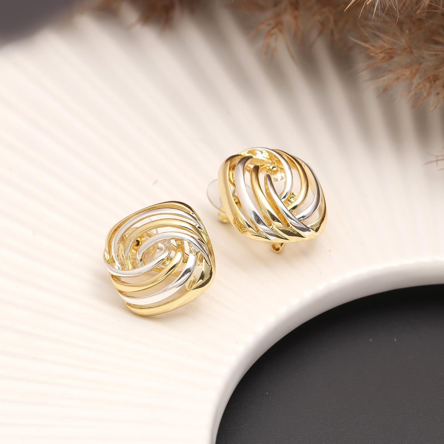 Gold-Plated Geometric Openwork Stud Earrings with Layered Cutout Detailing and Polished Finish for Contemporary Elegance