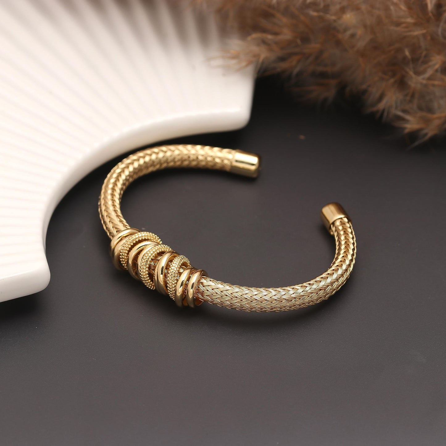 Gold Mesh Cuff Bracelet with Interlocking Ring Accents – Modern Open-Ended Adjustable Design, Textured Detailing, and Contemporary Statement Jewelry for Everyday Elegance