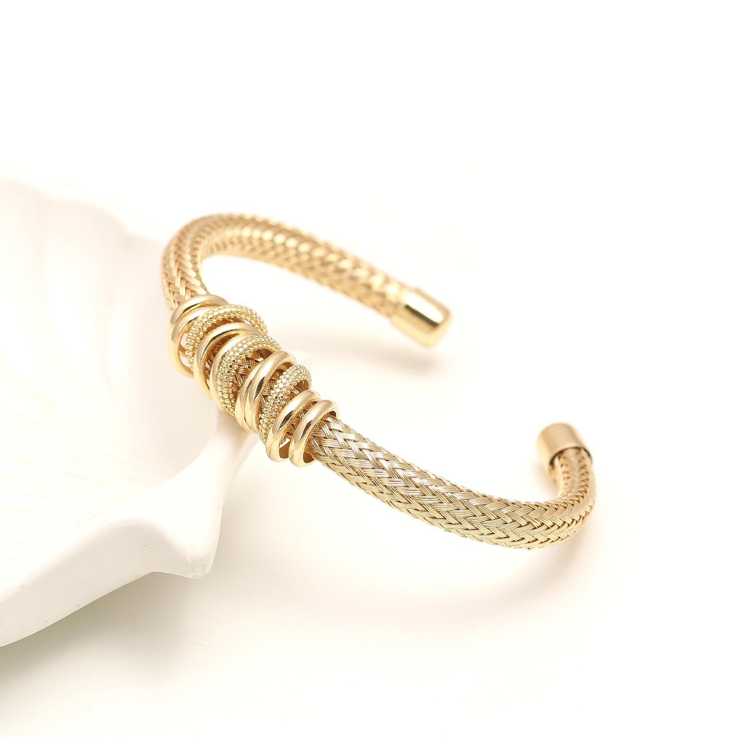 Gold Mesh Cuff Bracelet with Interlocking Ring Accents – Modern Open-Ended Adjustable Design, Textured Detailing, and Contemporary Statement Jewelry for Everyday Elegance