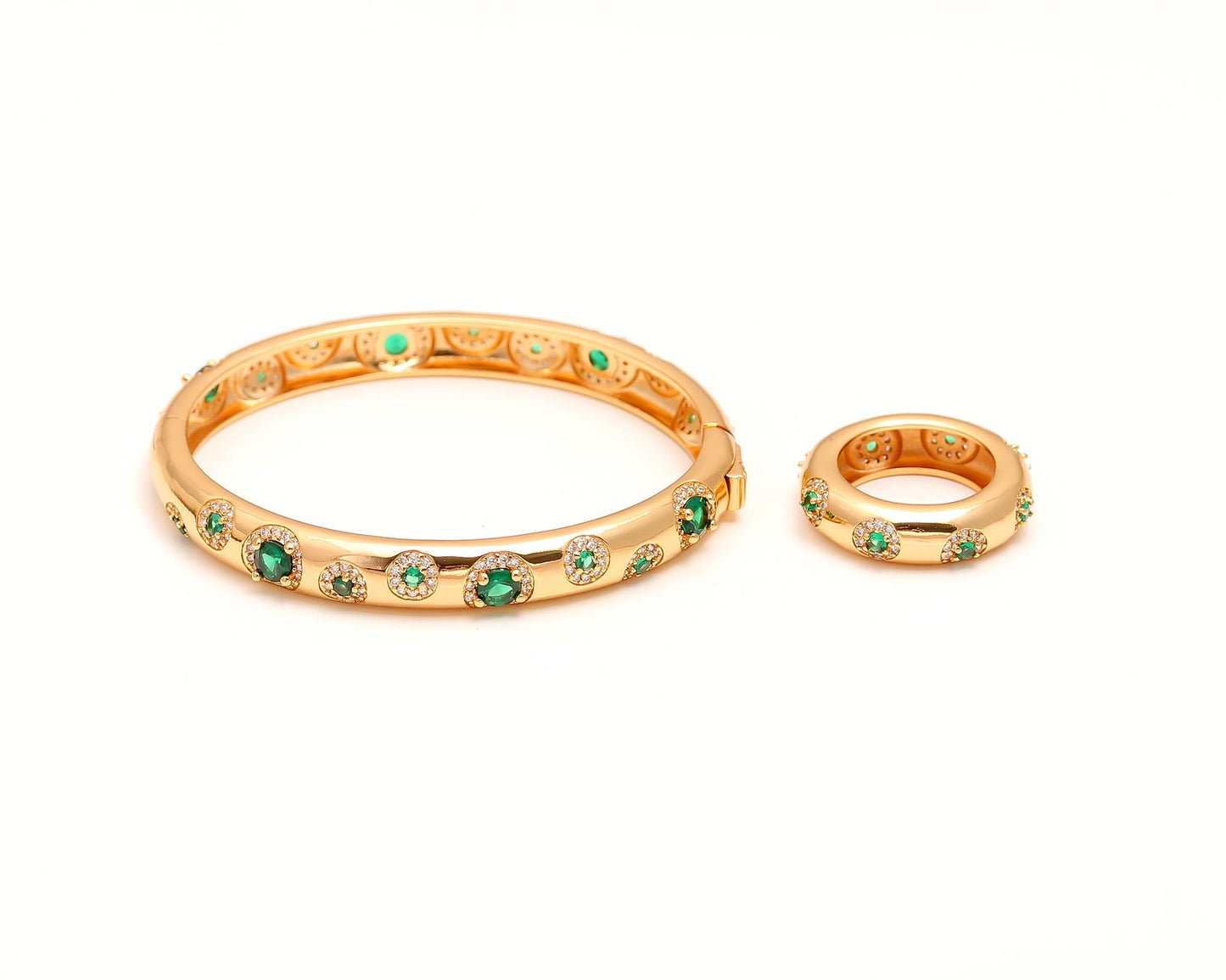 Gold Bracelet and Ring Set with Emerald Green Accents and Diamond Look Highlights | Timeless Jewelry for Sophisticated Elegance