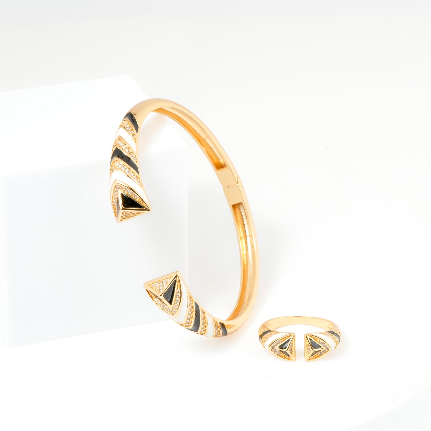 Bold Gold Chevron Bracelet with Matching Ring – Striking Black Enamel Detailing, Open-Ended Design and Contemporary Statement Jewelry for Special Occasions