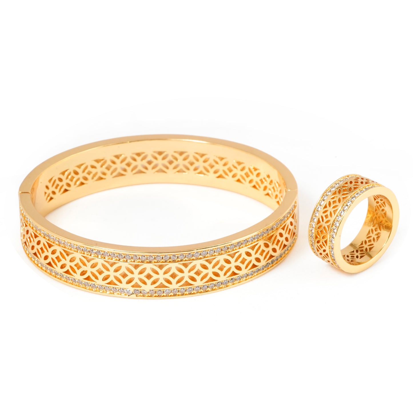 Luxurious Intricate Gold Filigree Bracelet with Matching Ring – Lattice Cutwork Design and Diamond Accent Detailing for Festive and Modern Wear
