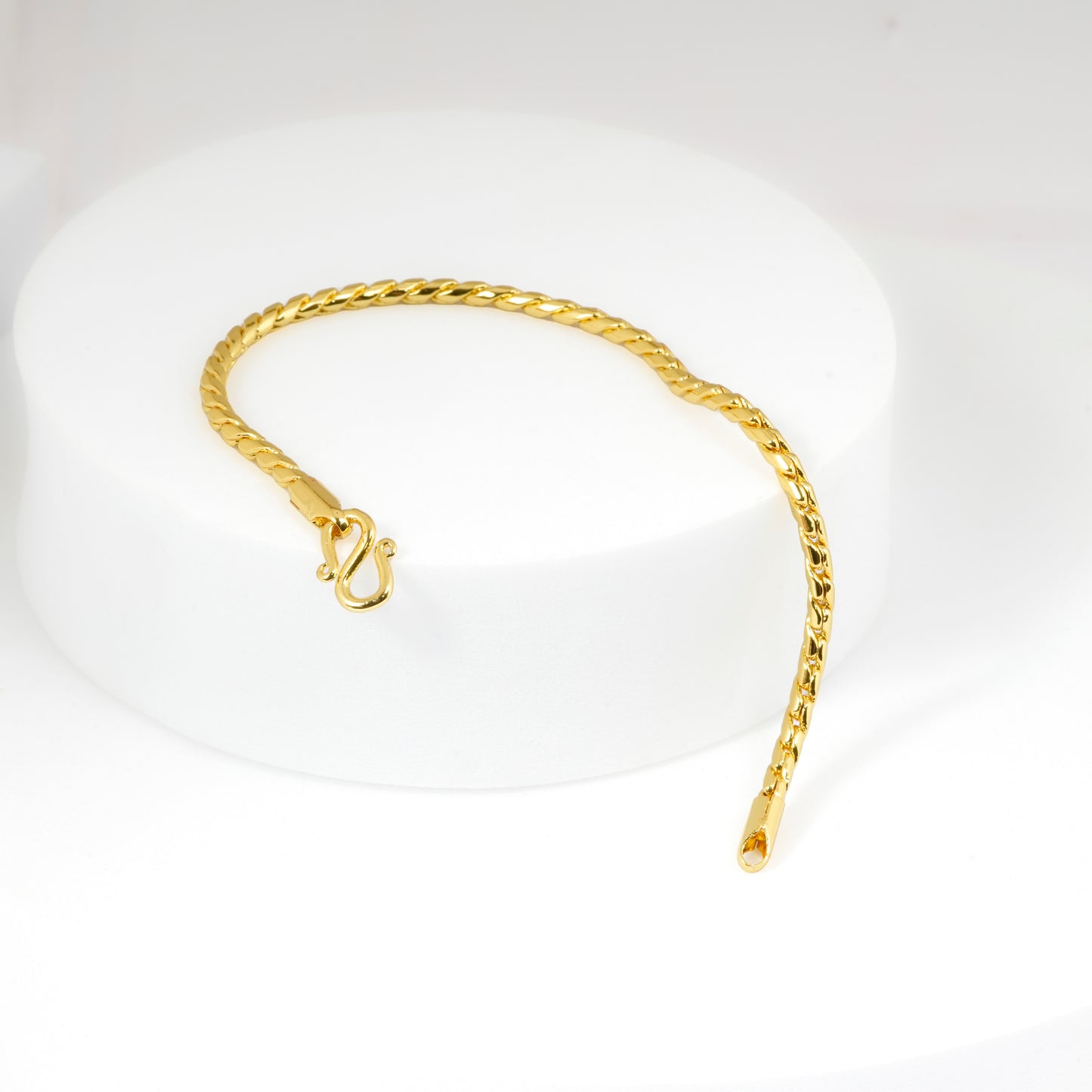 Polished Gold-Plated Wheat Chain Bracelet | Sleek, Durable & Timeless Everyday Jewelry