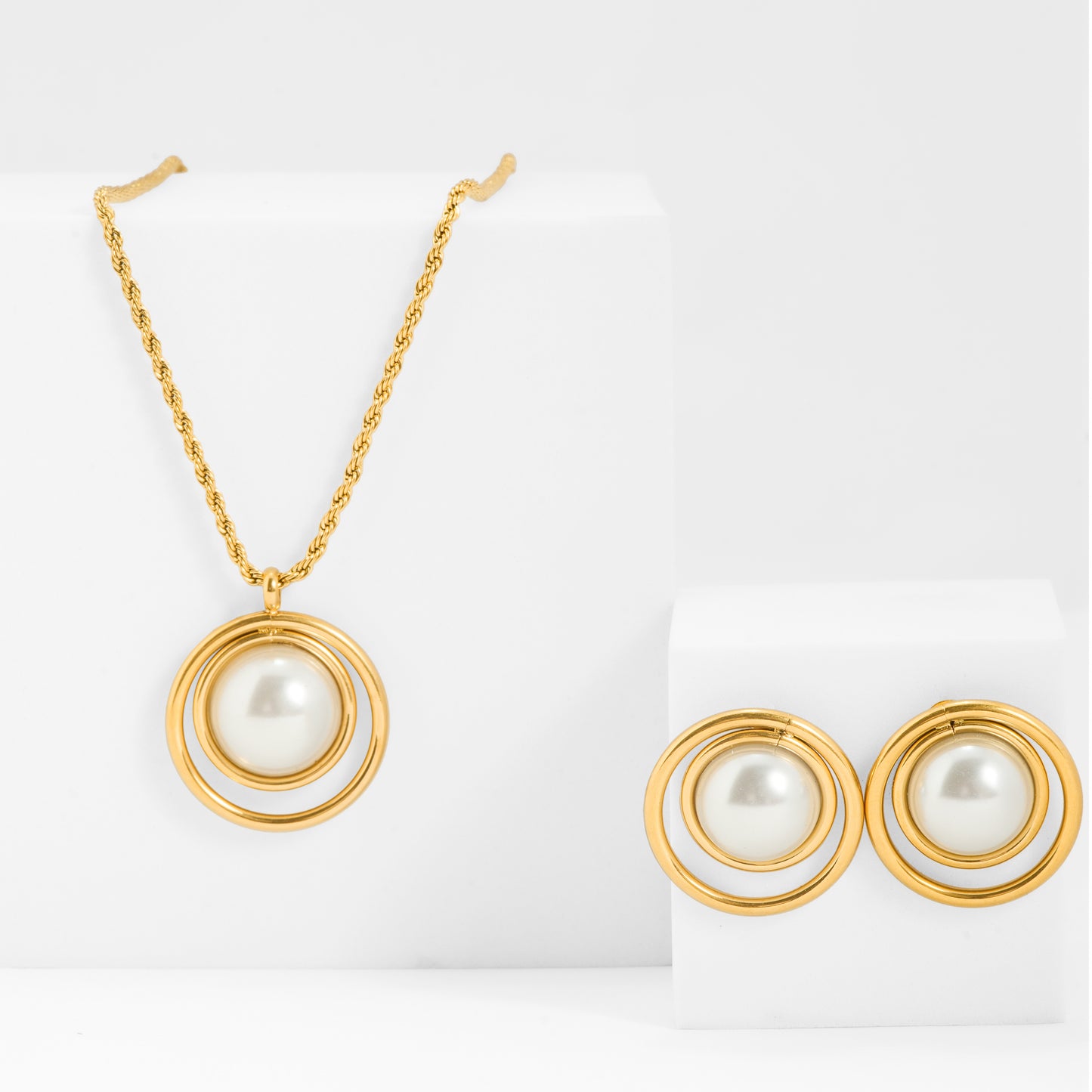 Gold Plated Pearl Jewelry Set | Exclusive Gift Box for Girls and Women – Beautiful Hamper with Necklace, Earrings, Bracelet and Ring