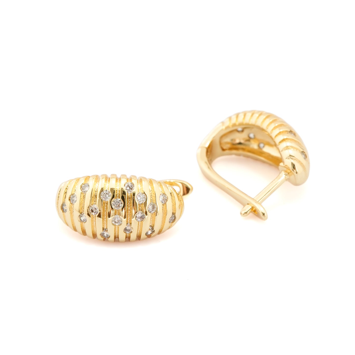 Gold-Plated Striped Half-Hoop Earrings with Diamond-Accented Detailing for Classic Everyday Sophistication