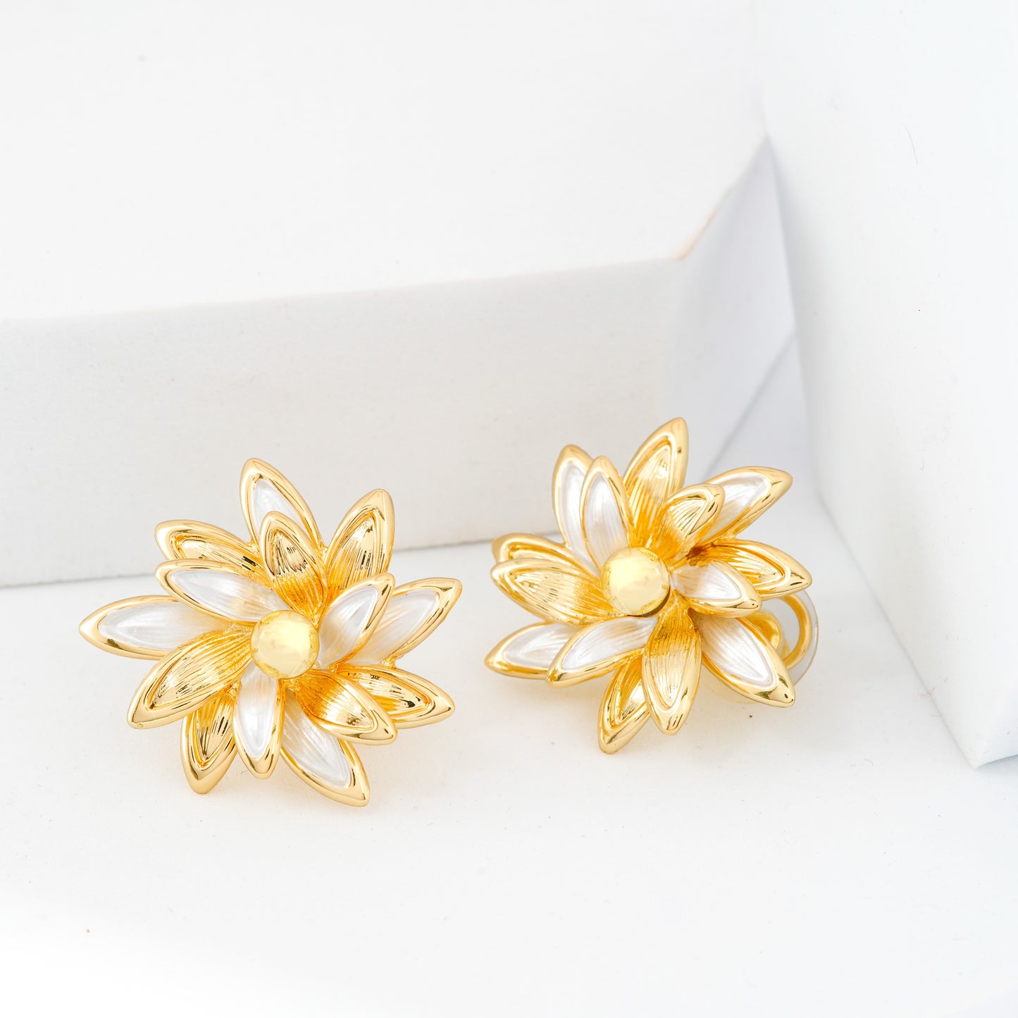 Exquisite Gold-Plated Floral Bloom Earrings Featuring Layered White Enamel Petals and Polished Golden Accents for Sophisticated Charm