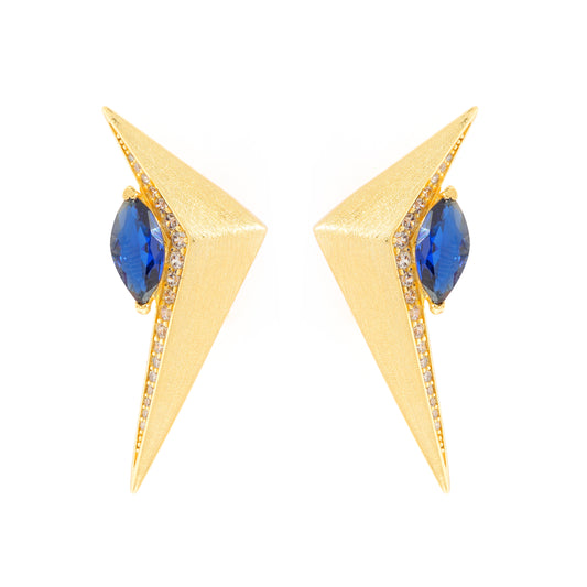Gold Angular Statement Earrings with Blue Sapphire Center – Modern Geometric Design for Bold and Elegant Styling