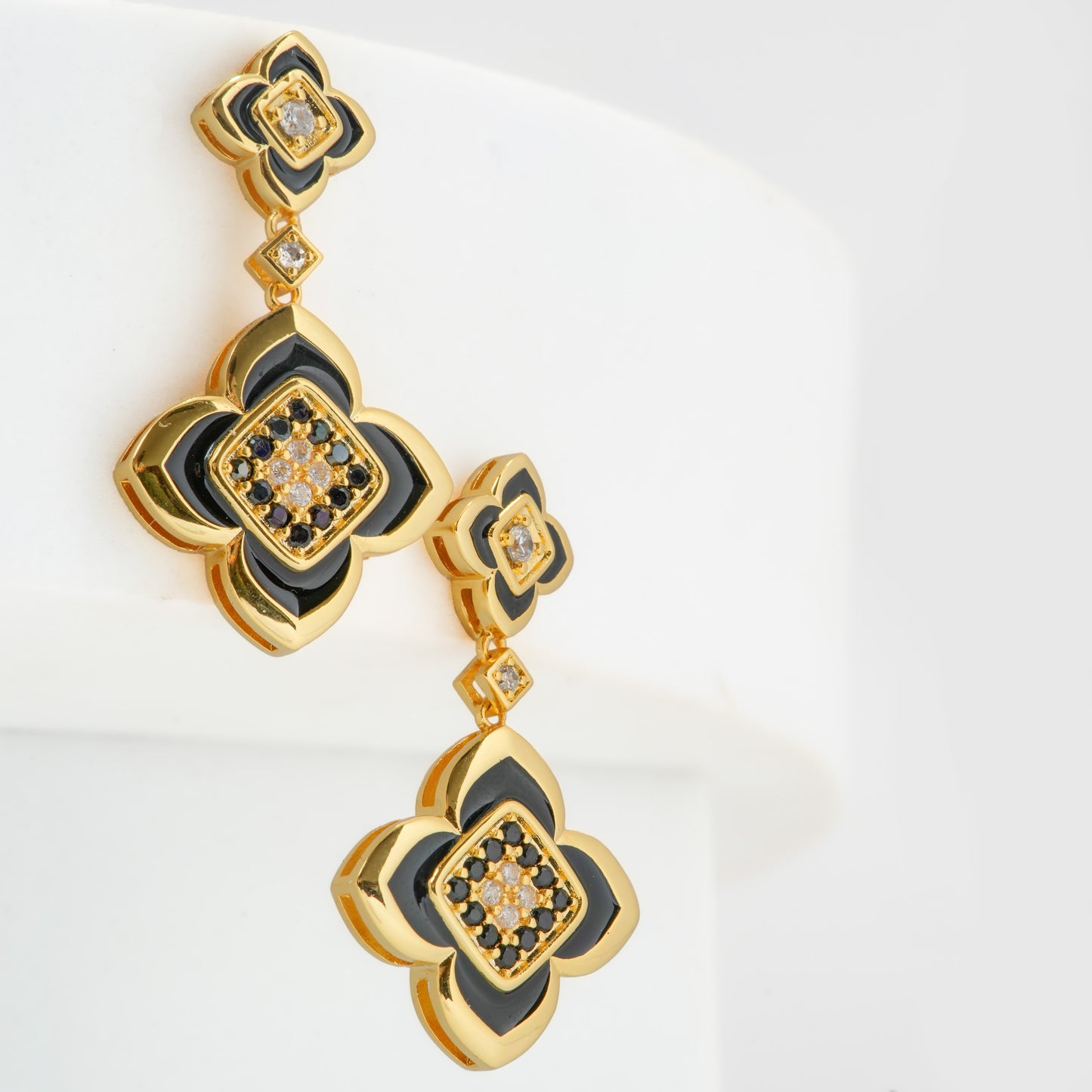 Luxurious Gold-Plated Floral Drop Earrings with Black Enamel Accents and Sparkling Stone Embellishments for Classic Statement Looks