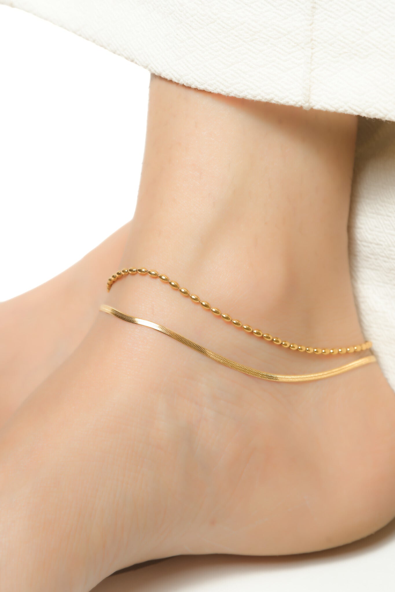 Gilded Two-Tone Layer Anklet for Women – Modern Gold-Tone Snake Chain & Beaded Accent Chain | Sleek Layered Anklet for Minimal & Summer Styling