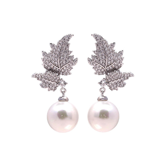 Silver Maple Pearl earrings