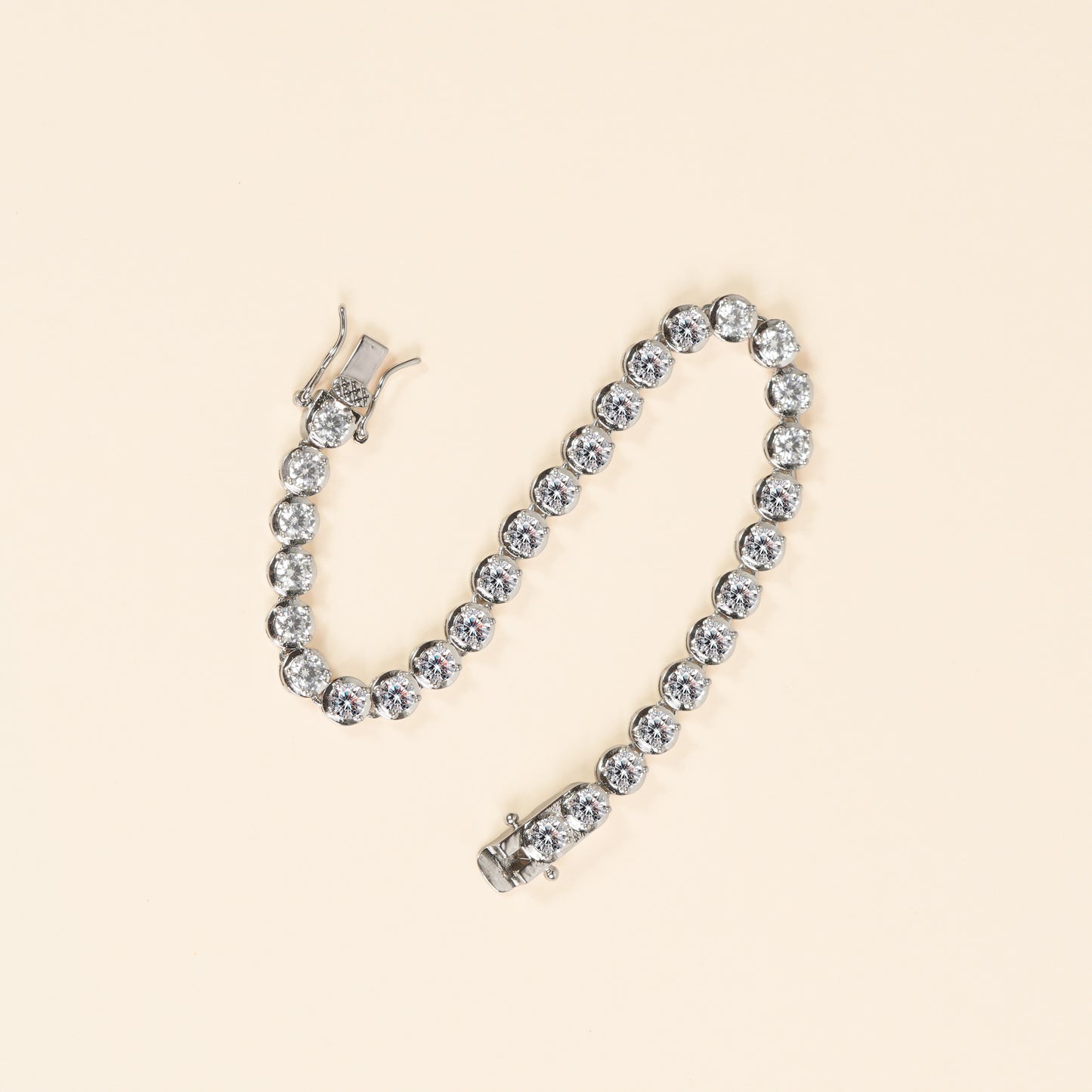 Classic Silver Tone Tennis Bracelet | Bright Silver Round CZ Tennis Chain with High Brilliance | Elegant Everyday and Evening Bracelet for Women