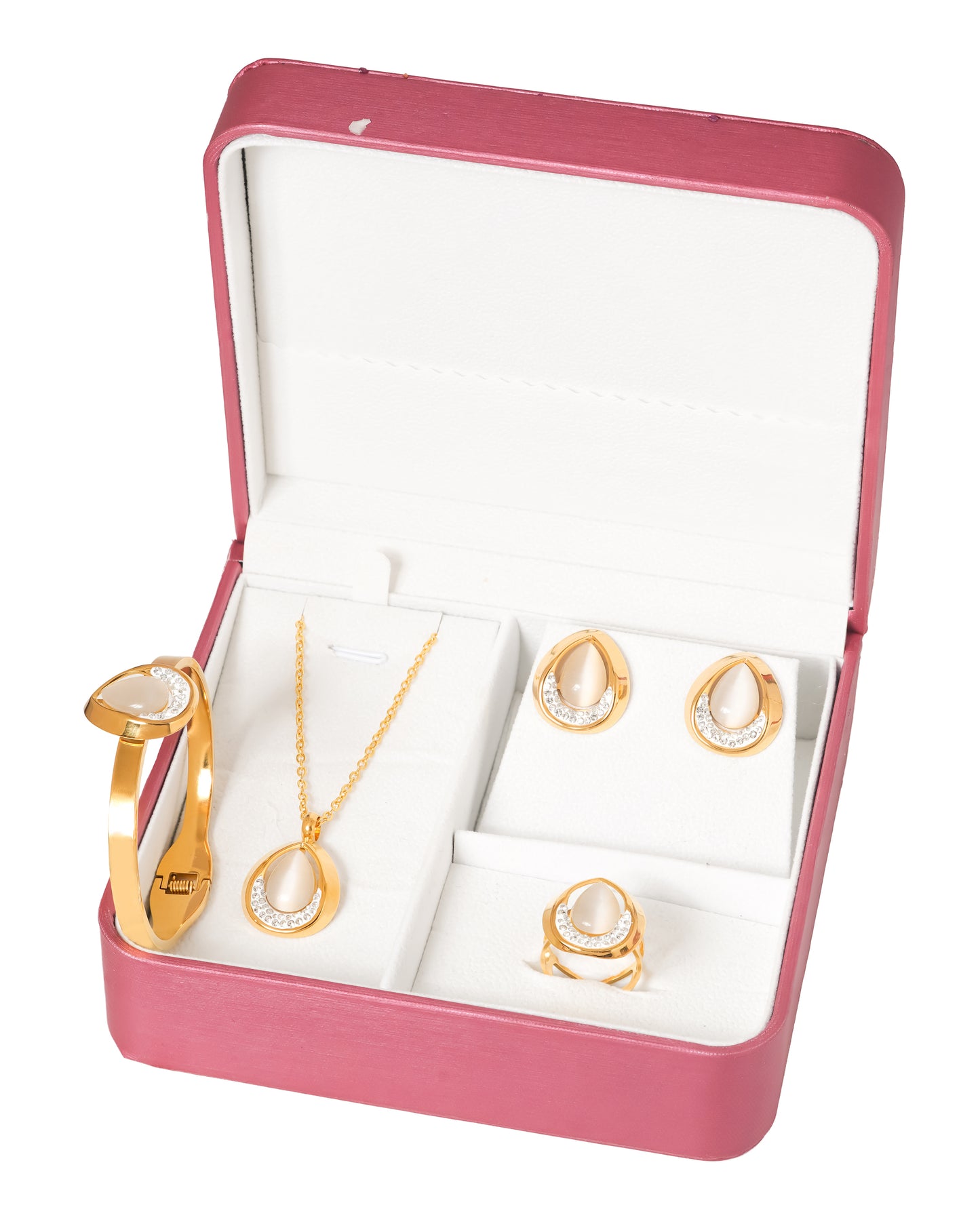 Golden whisper jewellery set