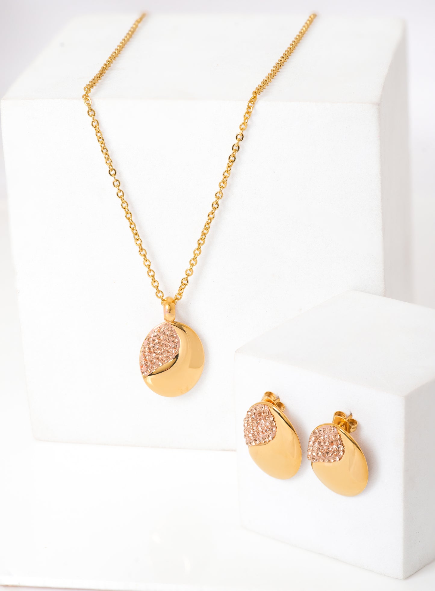 Imperial glow jewellery set