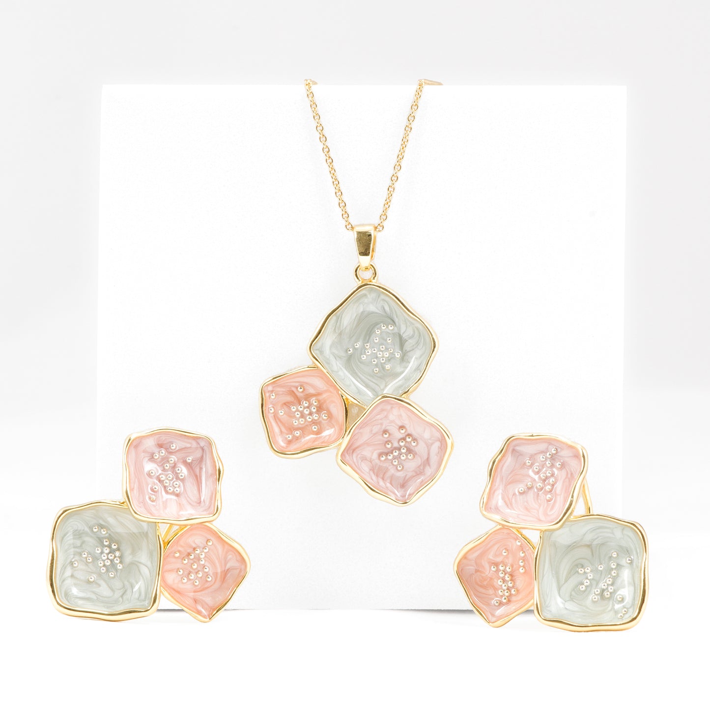 Pave Cube Set
