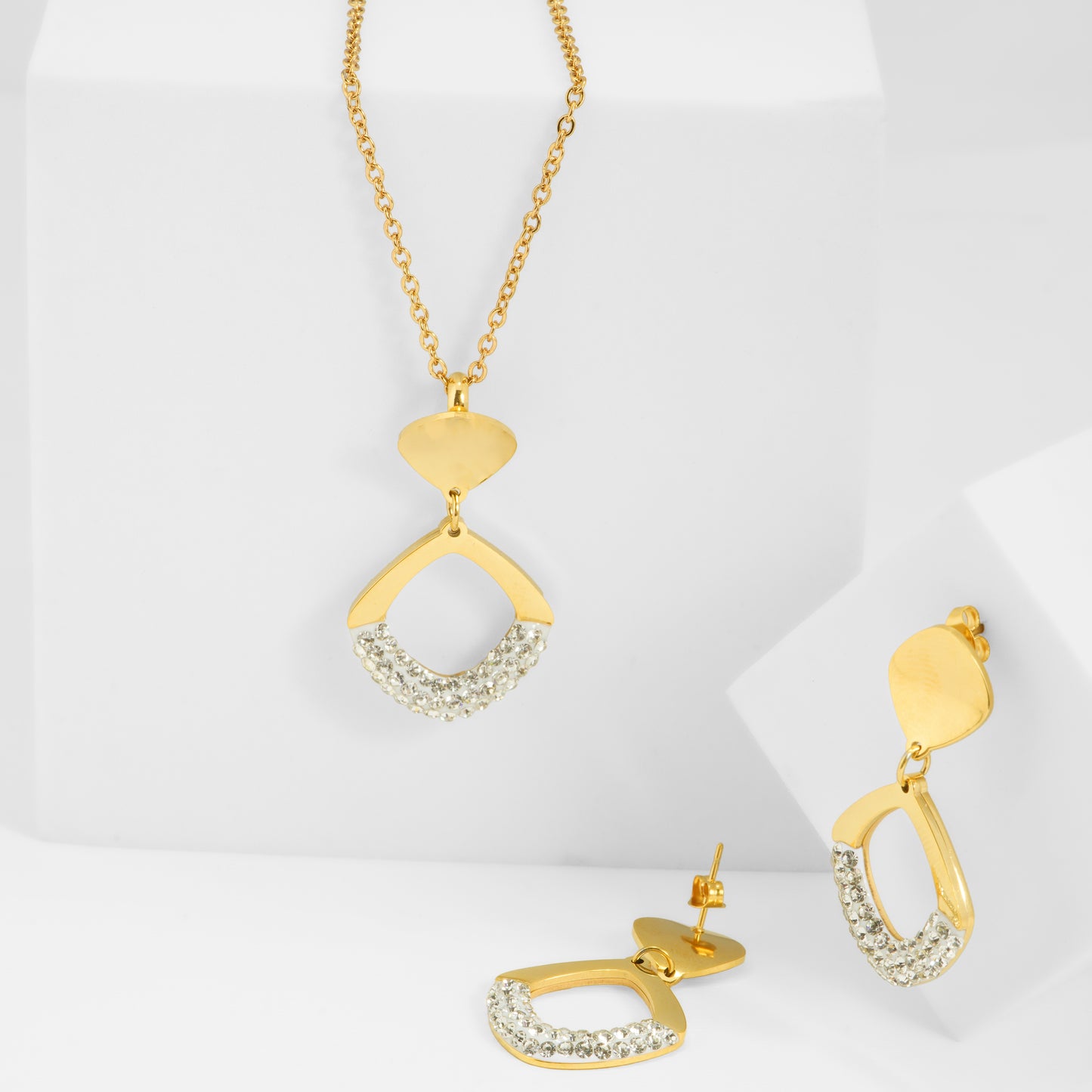 Gold Plated Jewelry Set | Complete Jewelry Combo with Necklace, Earrings, Bracelet and Ring – Gift Box and Traditional Wear