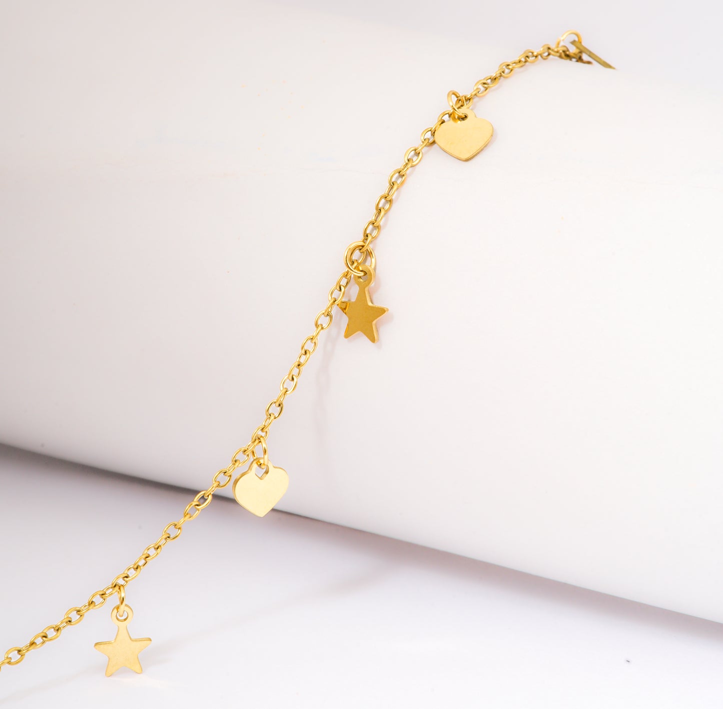 Star & Heart Charm Gold-Tone Anklet for Women – Dainty Chain Anklet with Alternating Mini Star and Heart Pendants | Everyday Wear, Cute & Trendy Jewellery