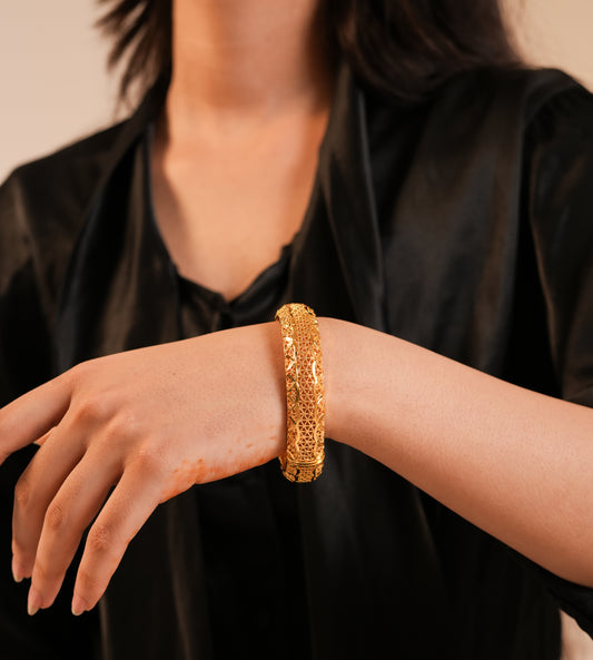 Inara Open-Work Statement Kada