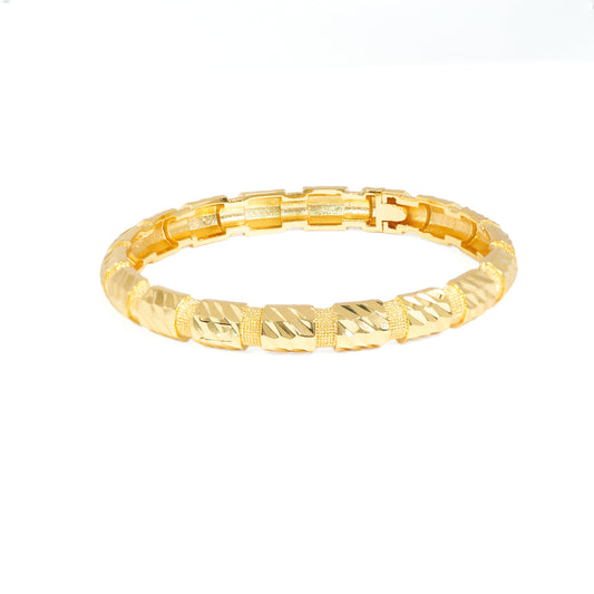Kiara Textured Chunky Kada